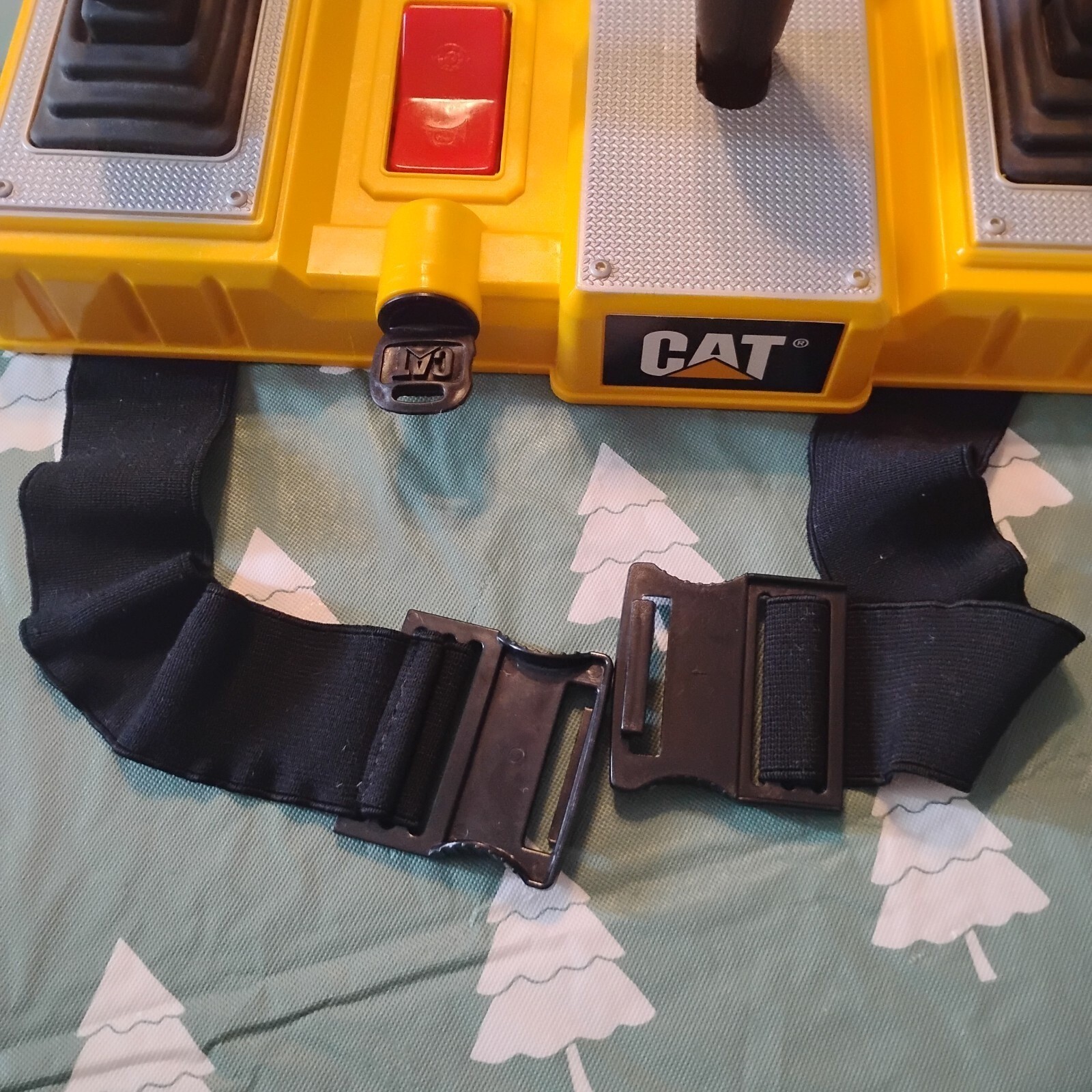 Matchbox Caterpillar Construction Zone CD ROM & CAT Controller Vintage 1999