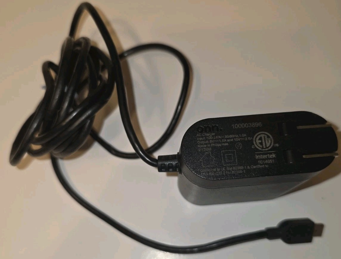 Game Onn AC Adapter for Nintendo Switch and Switch Lite With TV MODE 5v-15v