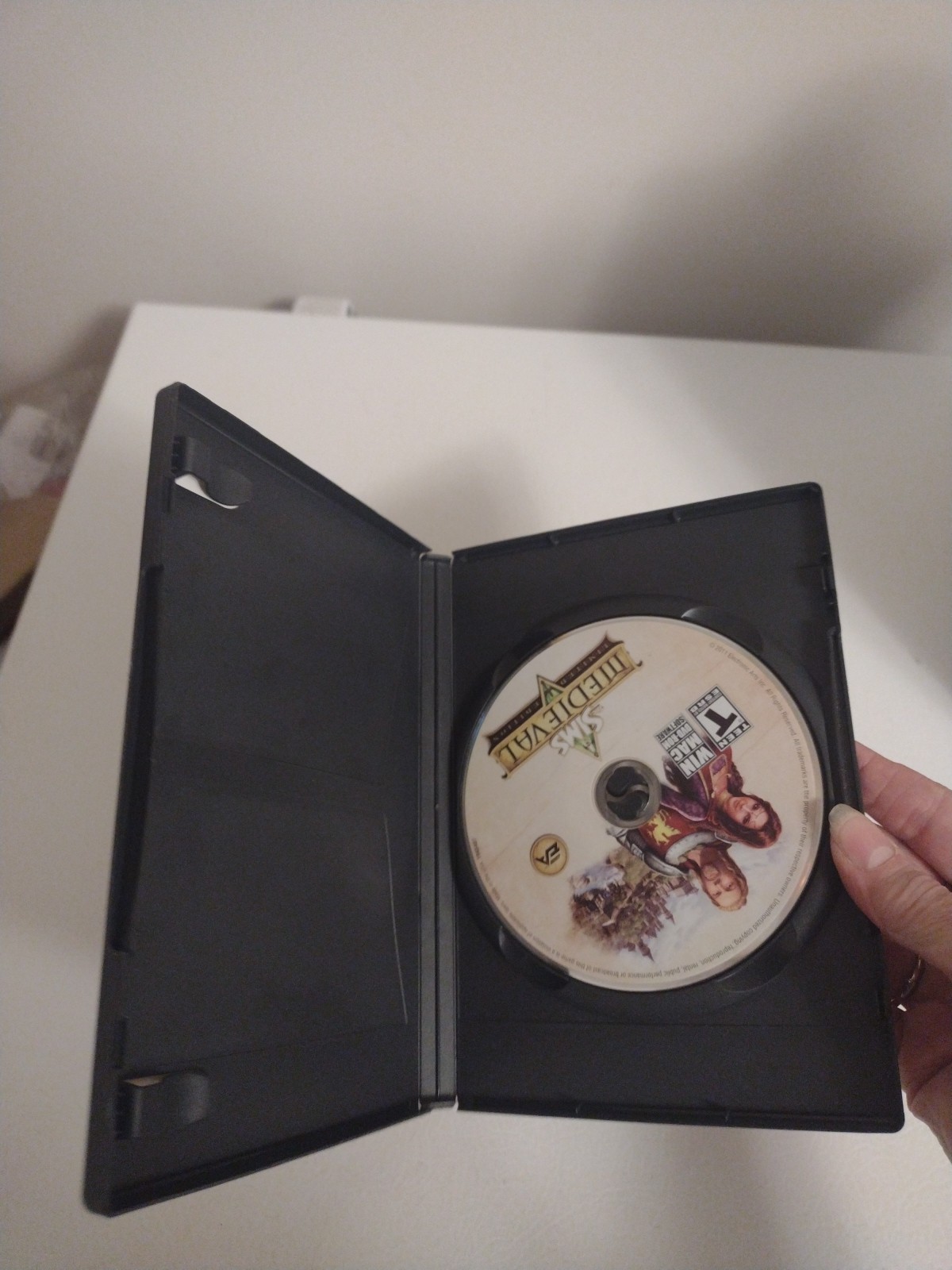 Sims Medieval Windows Mac DVD Rom computer game EA Games Fun simulation