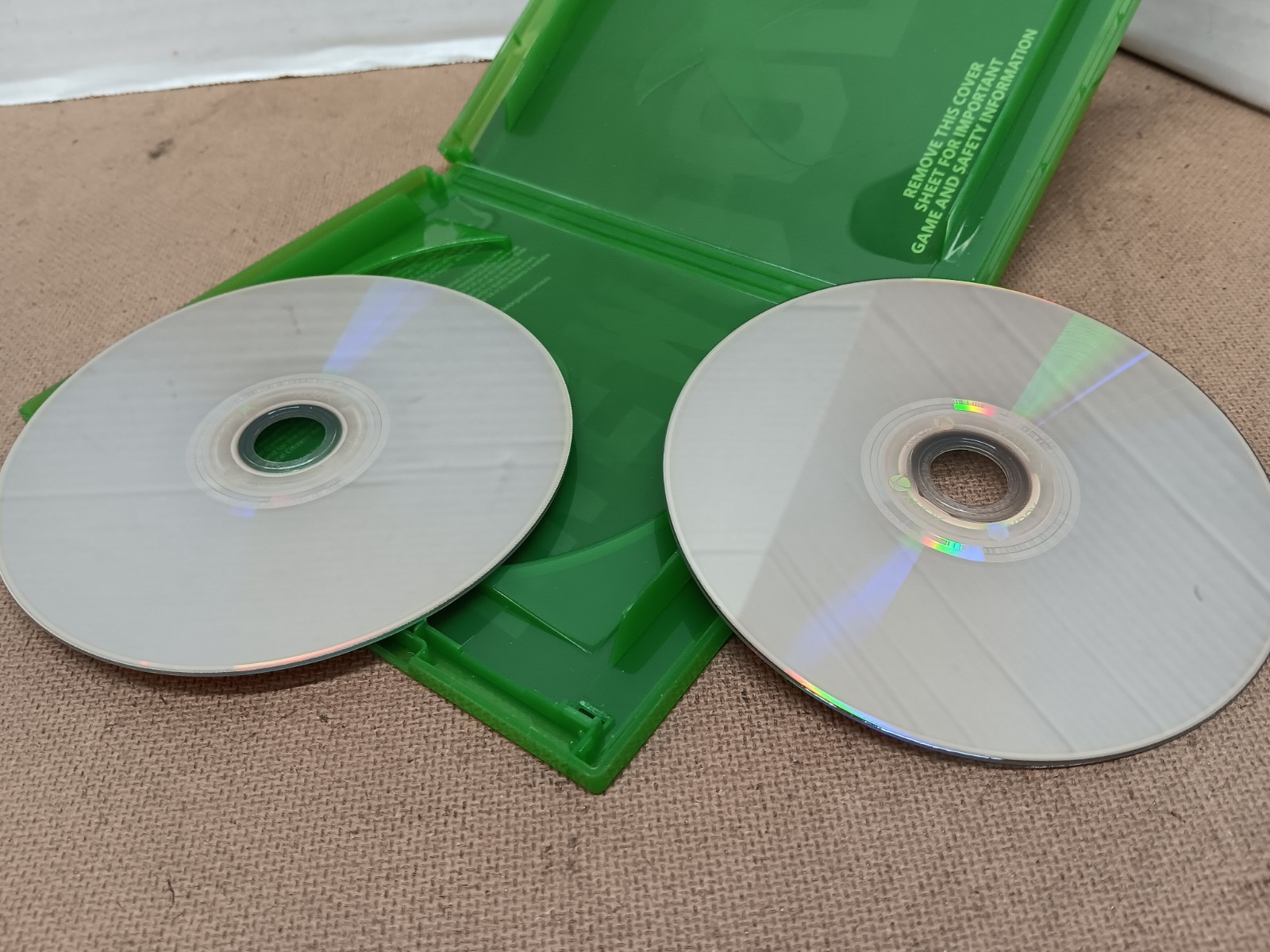 Grand Theft Auto V Five Xbox Series X (2) Disks (No MANUAL)