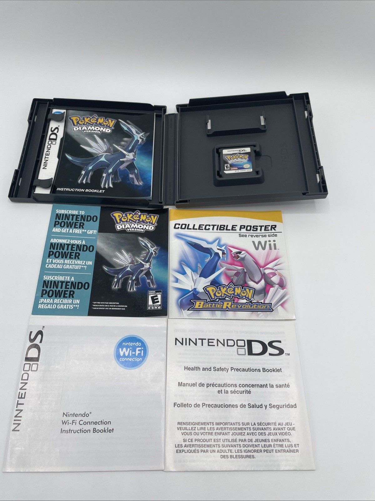Pokémon Diamond Nintendo DS 100% Complete CIB + Poster & Inserts Authentic