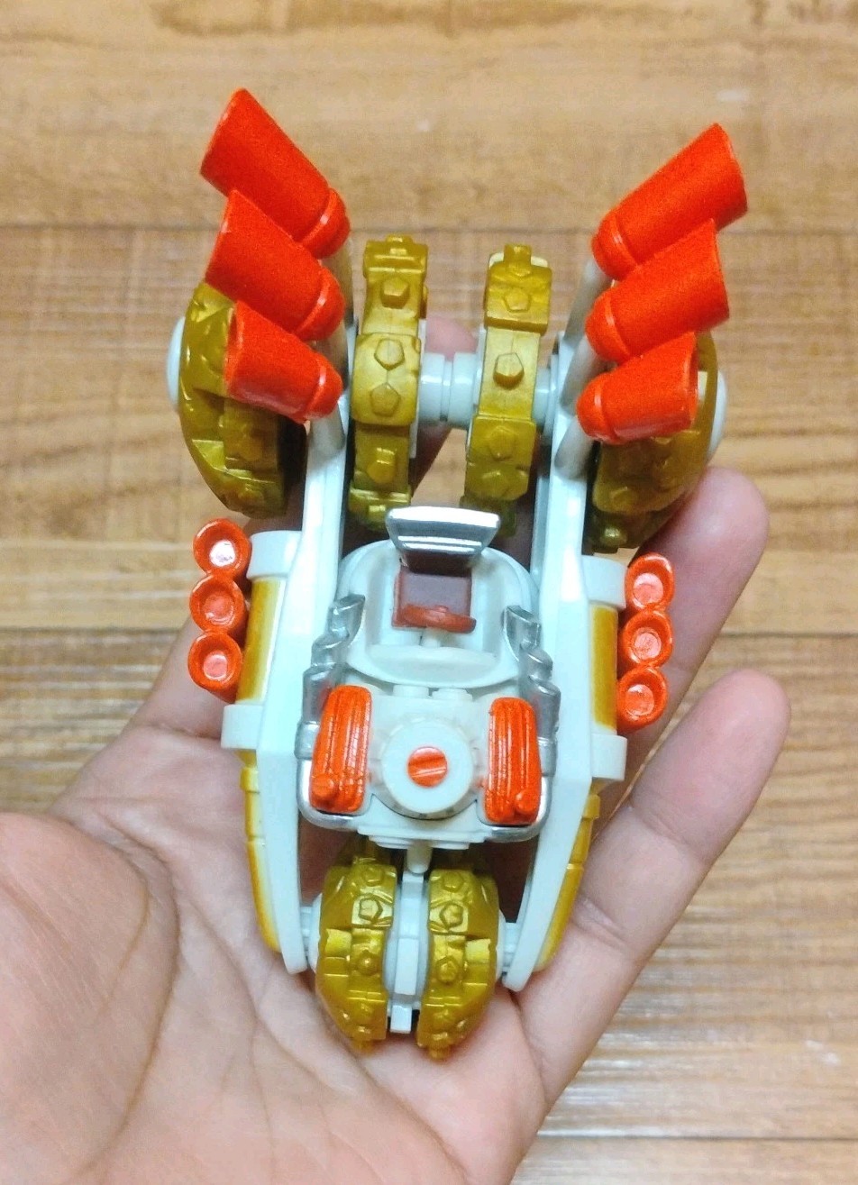 Skylanders Superchargers Gold Rusher Land Vehicle SKY30