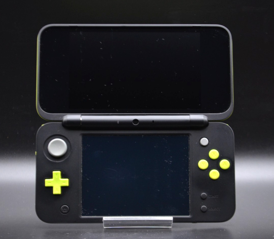 [REGION FREE]Nintendo new 2DS LL XL Black lime Console Only Used RANK A/B