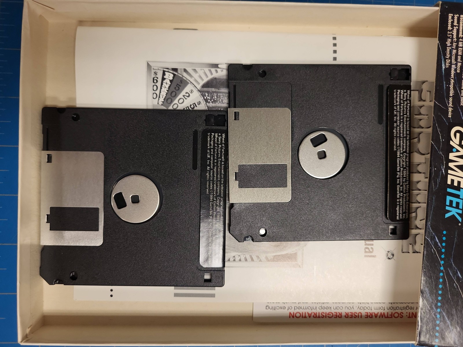 Gametek Wheel of Fortune Deluxe Edition Windows PC Game 3.5″ Floppy Disks