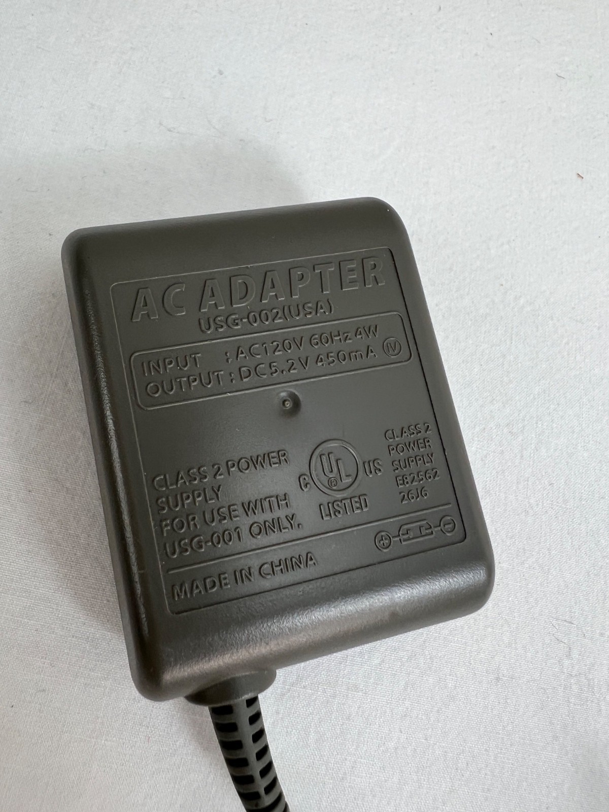 Official Nintendo DS Lite AC Adapter Charger USG-002 (USA), DC5.2V 450mA USG-001