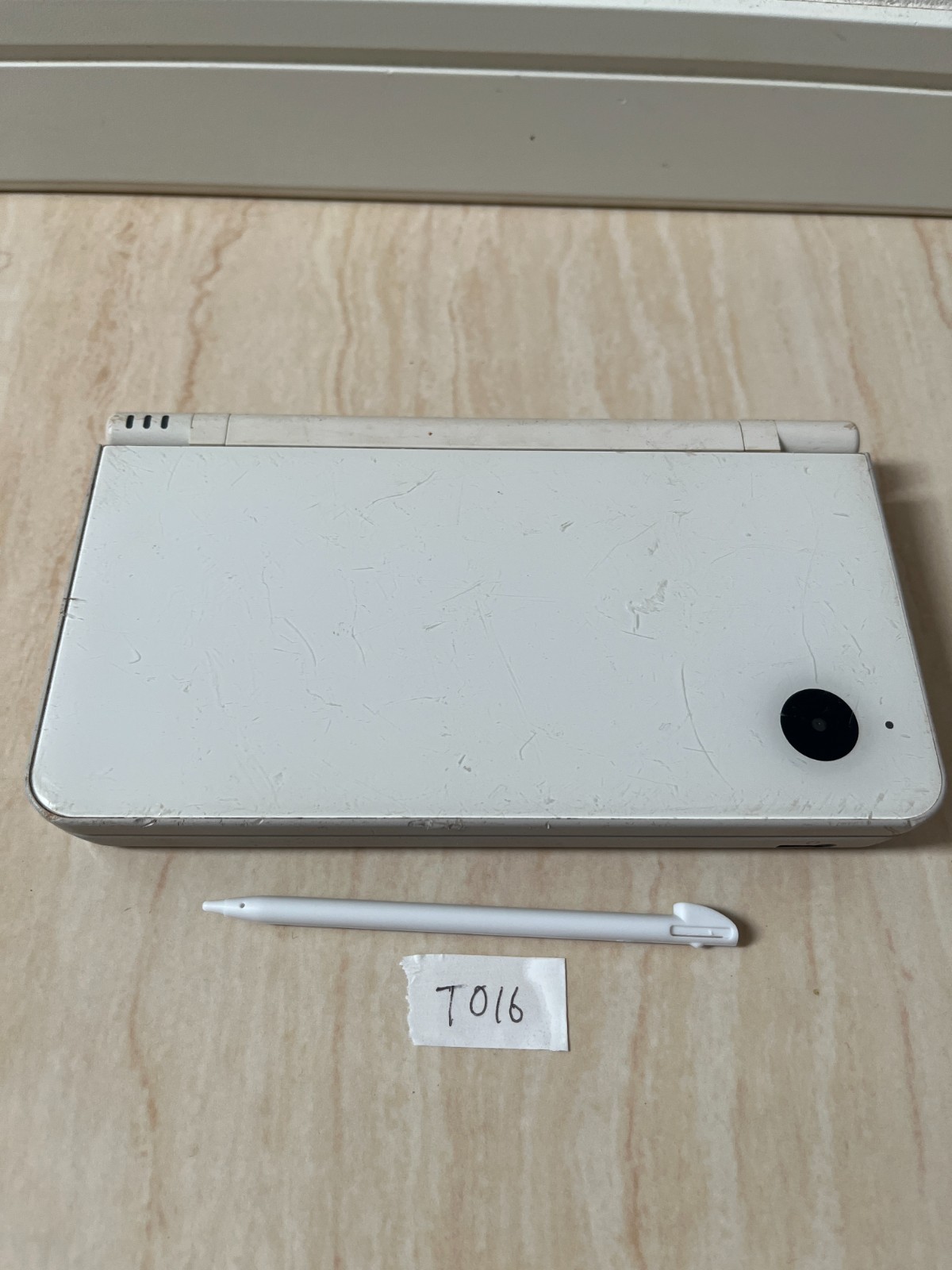 Nintendo DSi XL LL Natural White Console Stylus Japanese ver Used T016