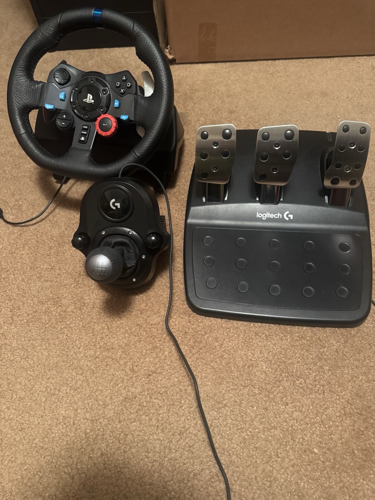 Logitech G29 Driving Force Racing Wheel with Pedals and Shifter