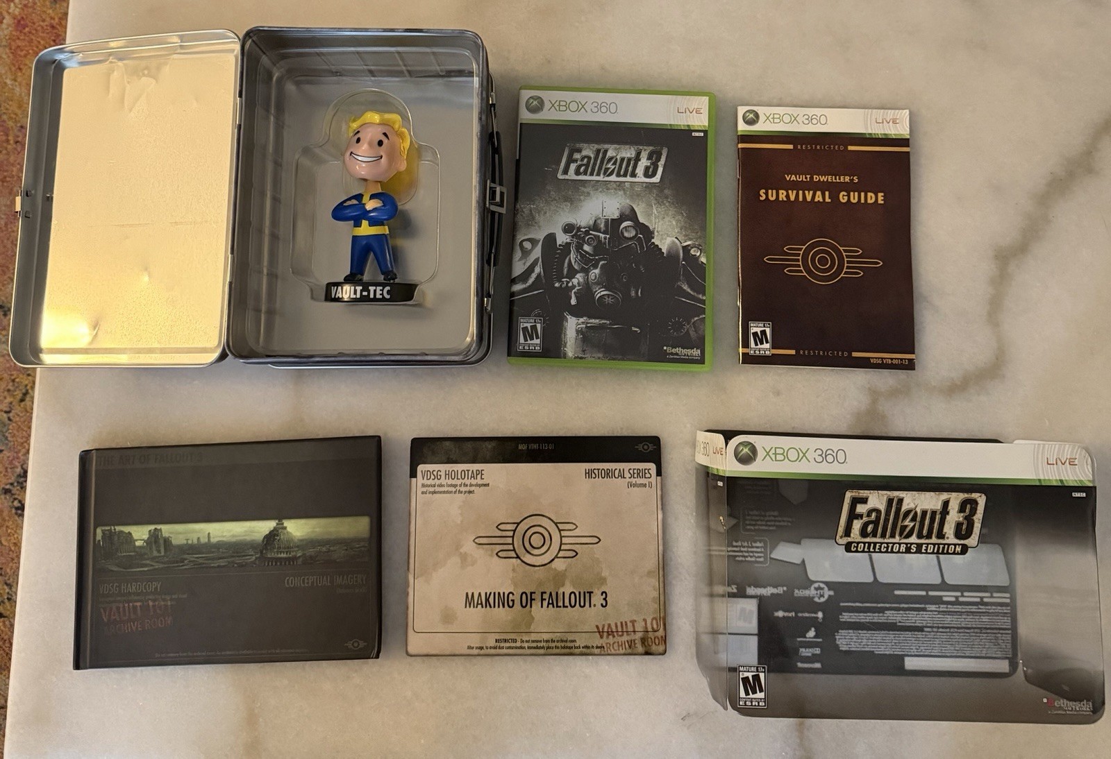 Fallout 3 Collector’s Edition Xbox 360 CIB Vault Boy Bobblehead Lunchbox