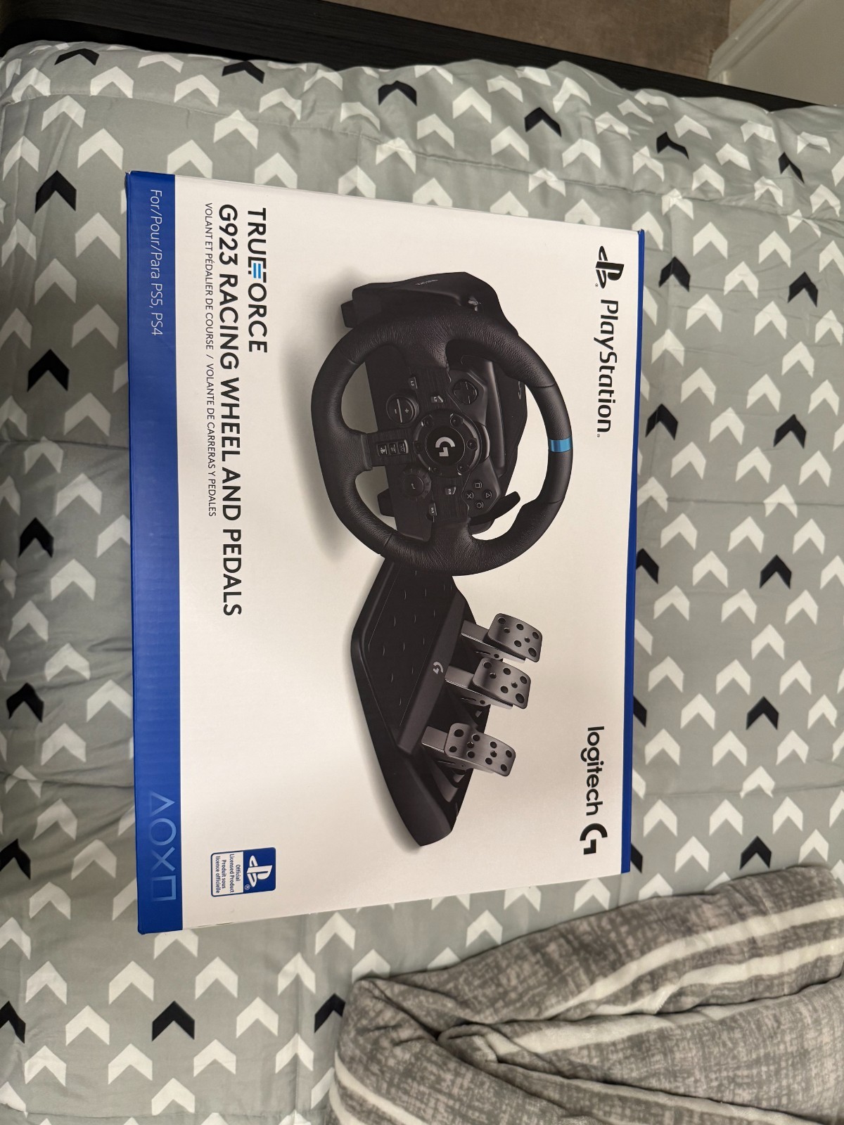 Logitech G923 Racing Wheel & Pedals + Shifter Bundle for PS5, PS4 and PC
