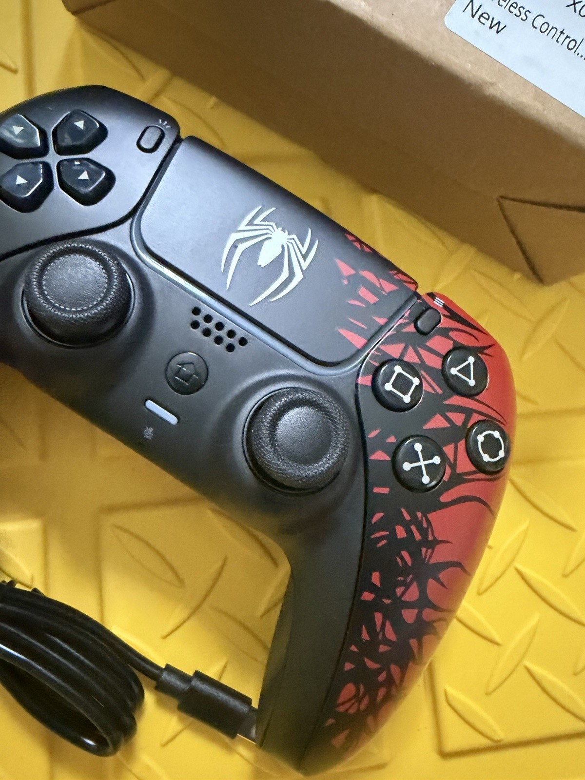 Wireless Ergonomic Spider-Man Controller Black Red PlayStation 5