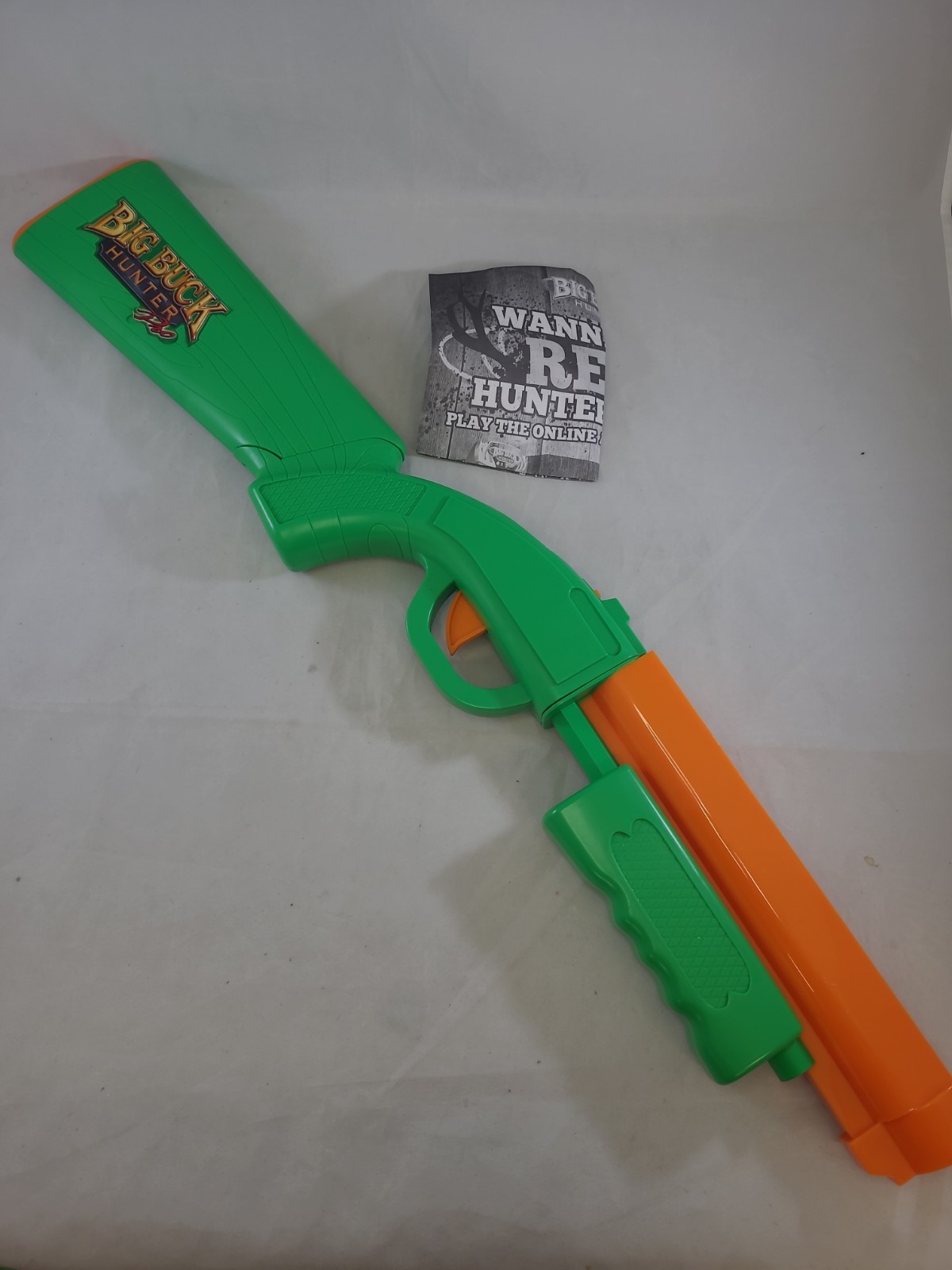 Big Buck Hunter Pro Shotgun Gun Attachment Nintendo Wii Green Orange