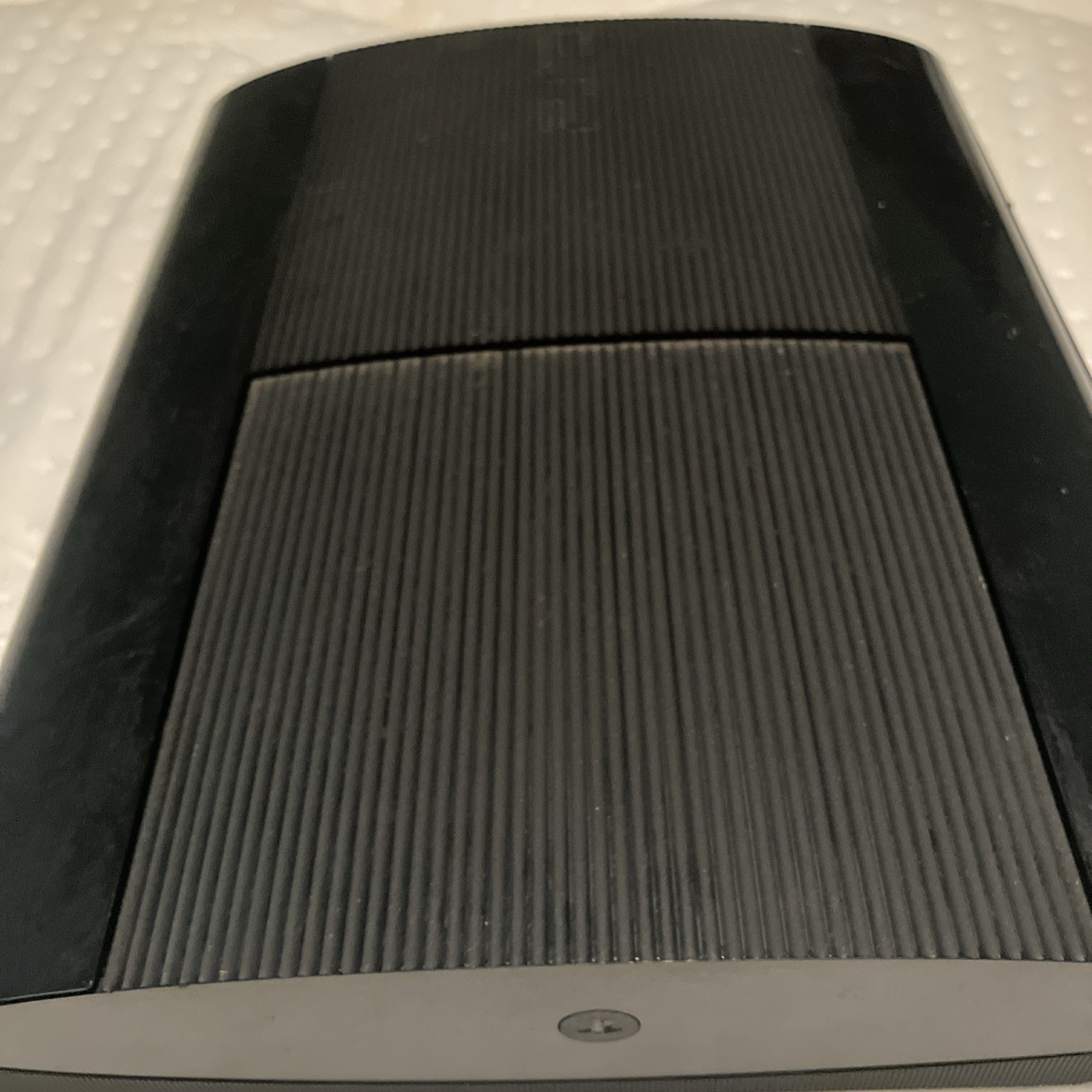 Sony PlayStation 3 PS3 Super Slim CECH-4001B 250GB w/ Controller & Cords