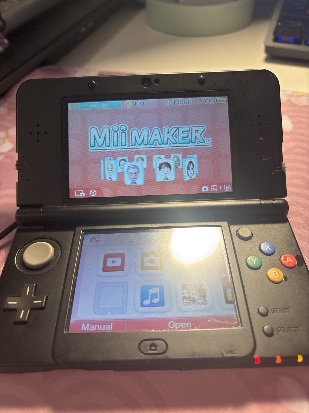 Nintendo 3DS Original Super Mario Edition 4GB Handheld System – Black