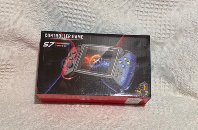 S7 Game Box Handheld Console Controller Game 620 Built-In Games TV Connect New