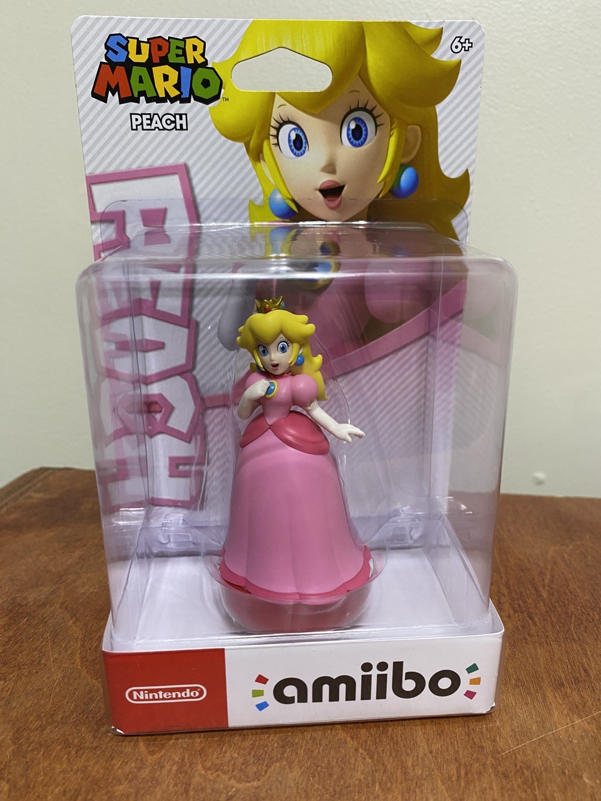 Peach Amiibo Super Mario Series Nintendo Brand New & Factory Sealed!