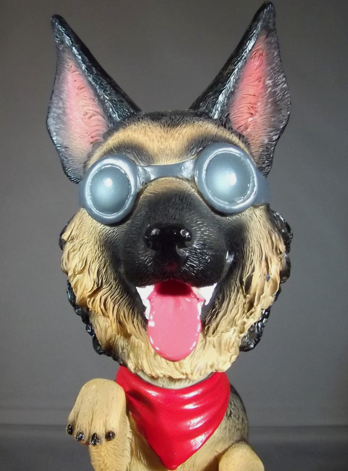 Bethesda Fallout 4 Dogmeat Shepherd 7″ Resin Bobblehead ThinkGeek