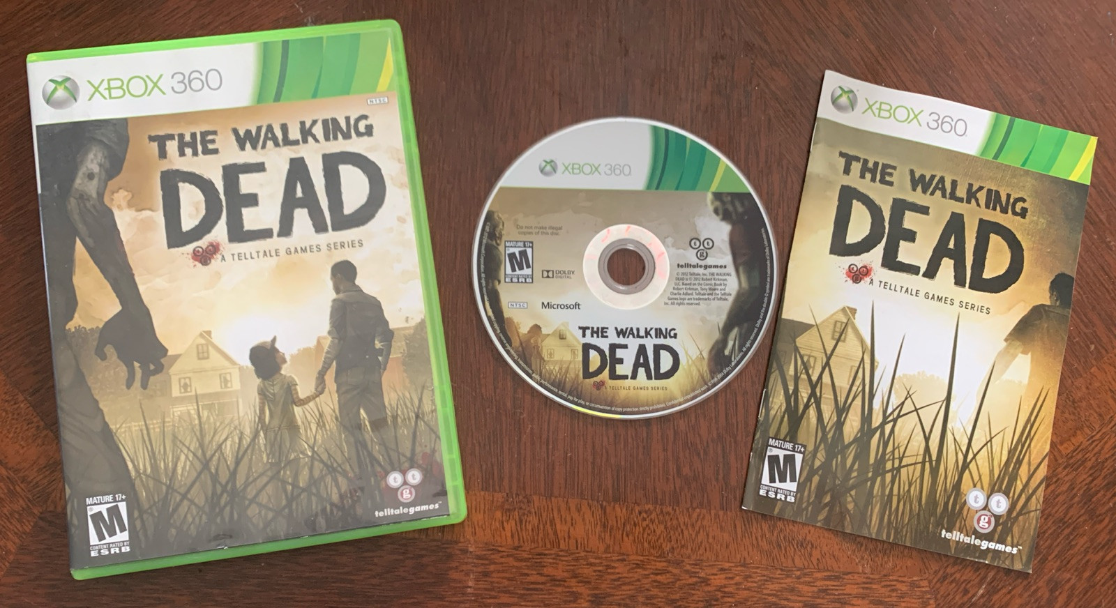 The Walking Dead: A Telltale Games Series (Microsoft Xbox 360, 2012)