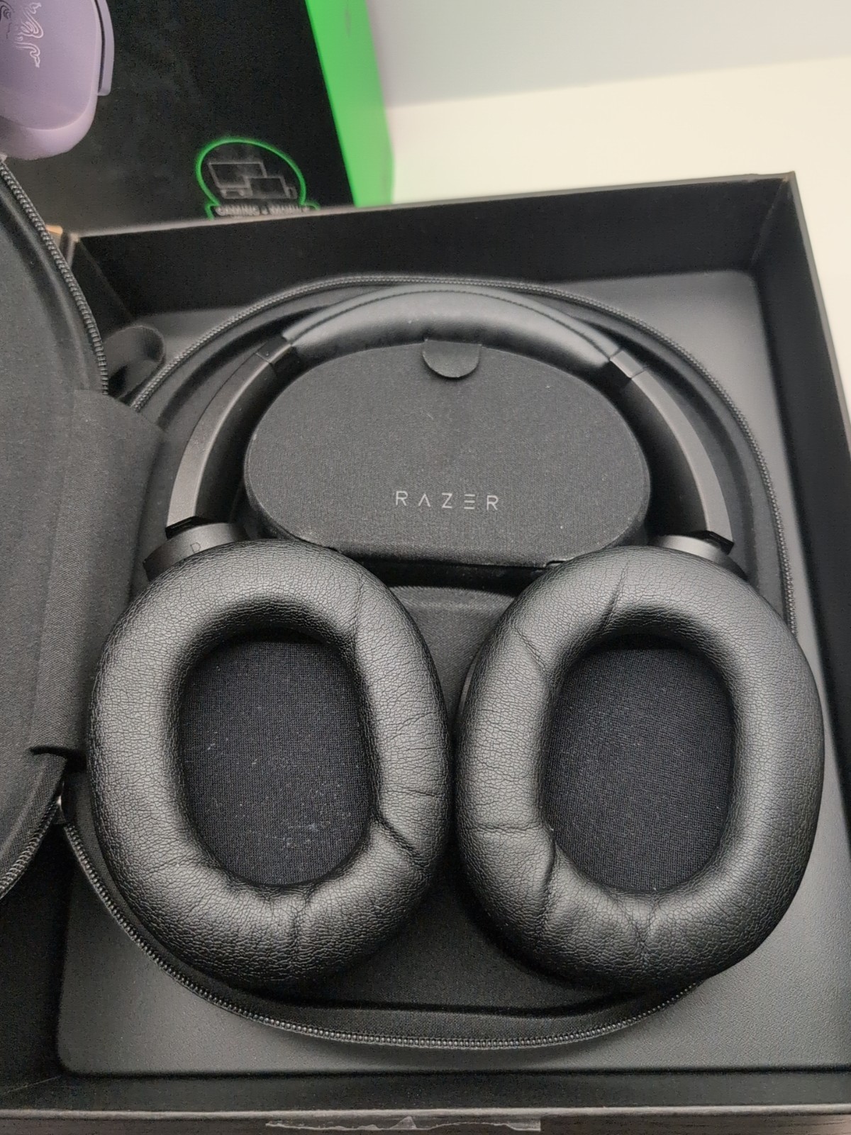 Razer Barracuda Pro Wireless Gaming Headset for PC/Console Hybrid ANC W/ Box #4
