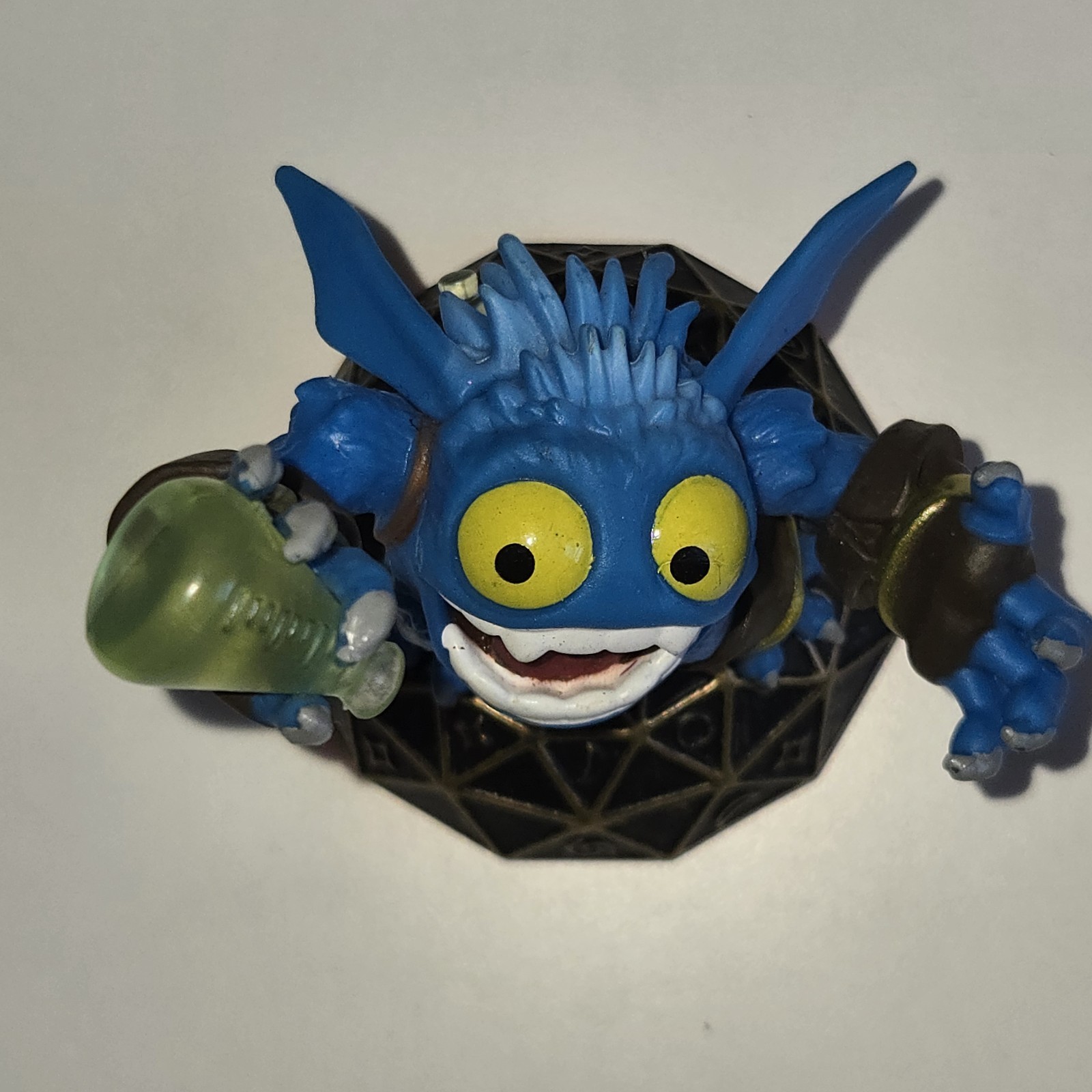 Skylanders & Disney Infinity Lot 12 Figures + 2 Xbox 360 Portals Untested
