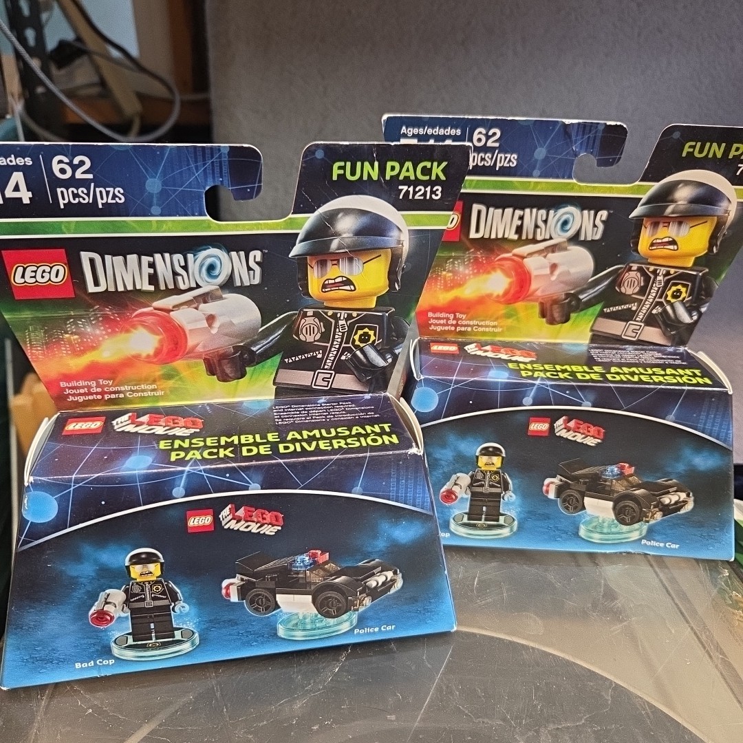 2 Lego Dimensions Lego Movie Bad Cop Fun Pack 62 Pcs Fun Pack 71213 NIB