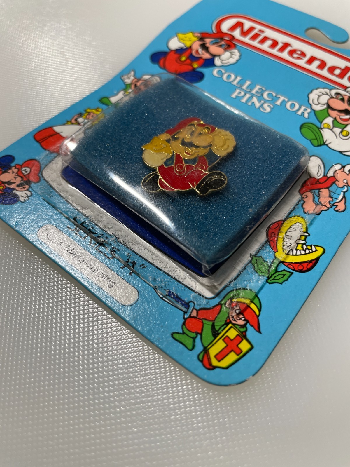 Nintendo Collectors Enamel Pin 1989 Super Mario Series “A” Running Mario #3 New