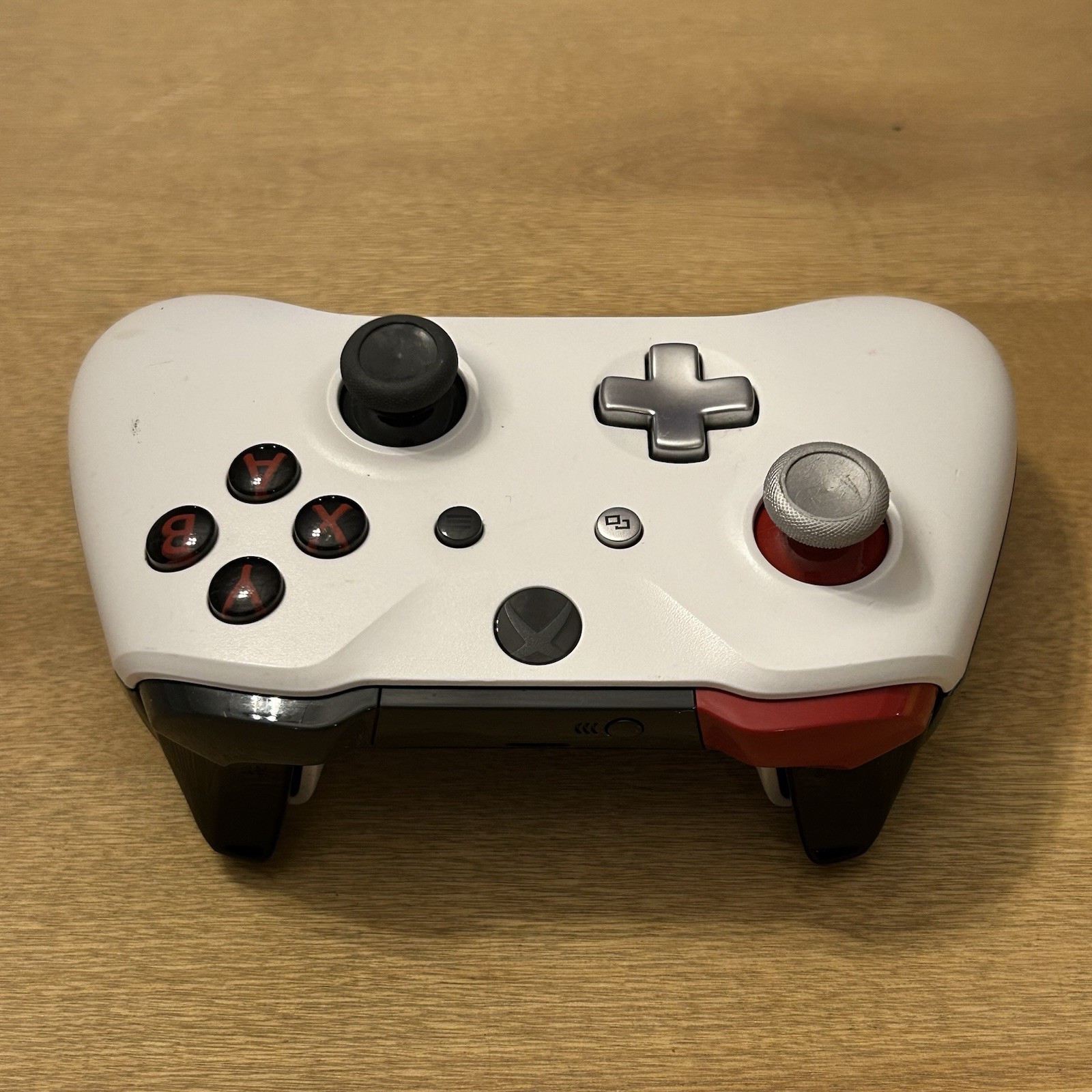 Microsoft Xbox One Wireless Controller 1708 White Silver Red Custom Tested Works