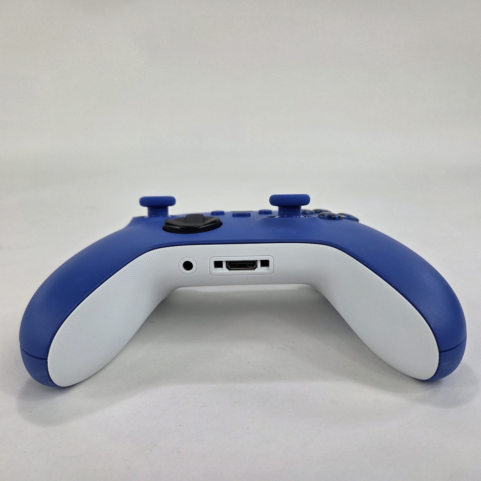 Microsoft Xbox Wireless Controller For Xbox One, Series X/S, PC – Shock Blue