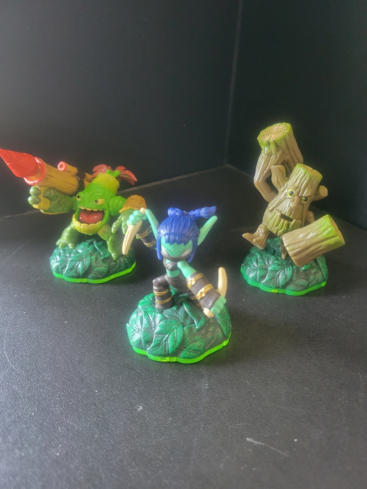 2011 Skylanders Spyros Adventure Lot – 22pcs – Slam Bam Voodood Eruptor