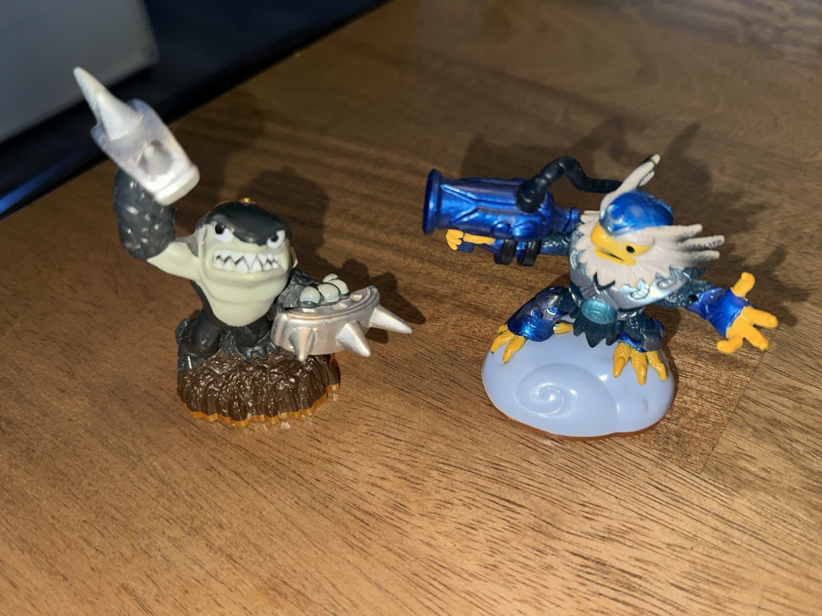 38 pc. Skylanders Trap Team. Enigma, Short Cut and many more!