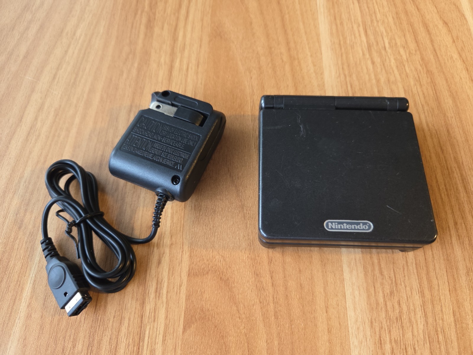 Nintendo Gameboy Advance SP Handheld System Console Onyx Black (AGS-001) Tested