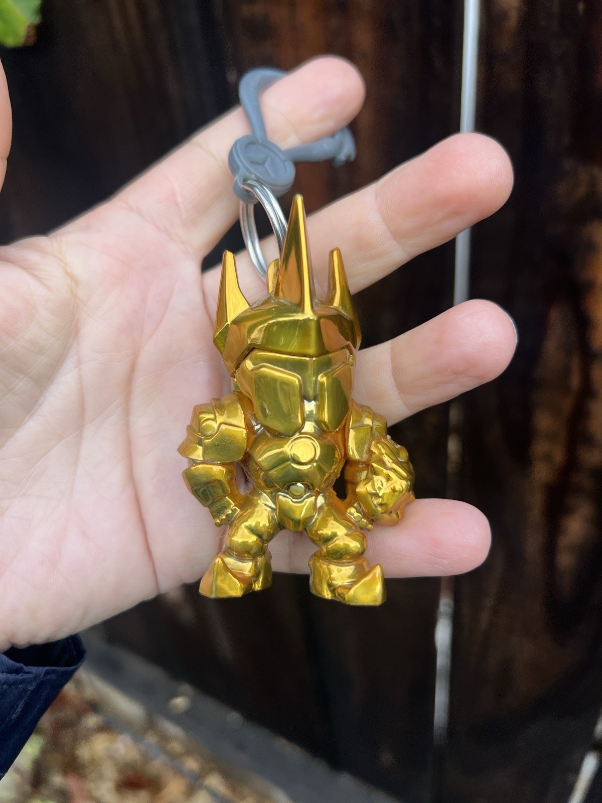 Overwatch Reinhardt Gold Backpack Hanger Keychain Clip