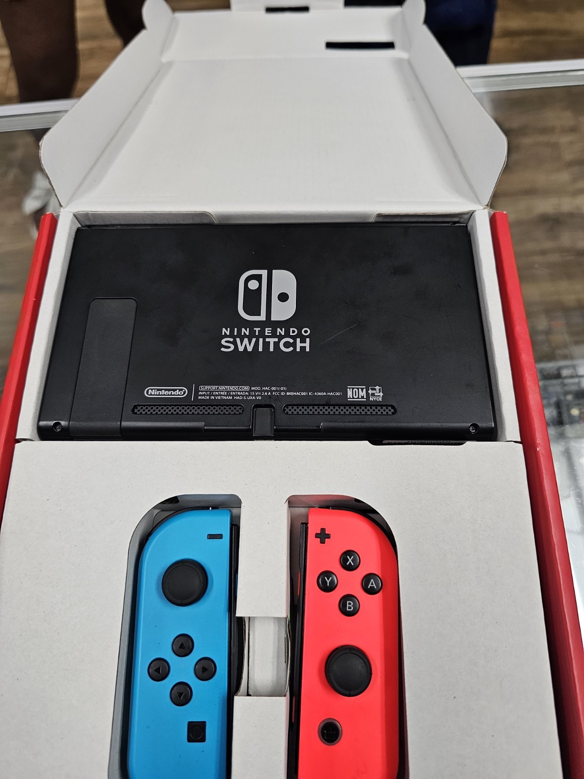 Nintendo Switch Console Bundle Neon Red/Blue Joy-Con Dock HDMI Wi-Fi