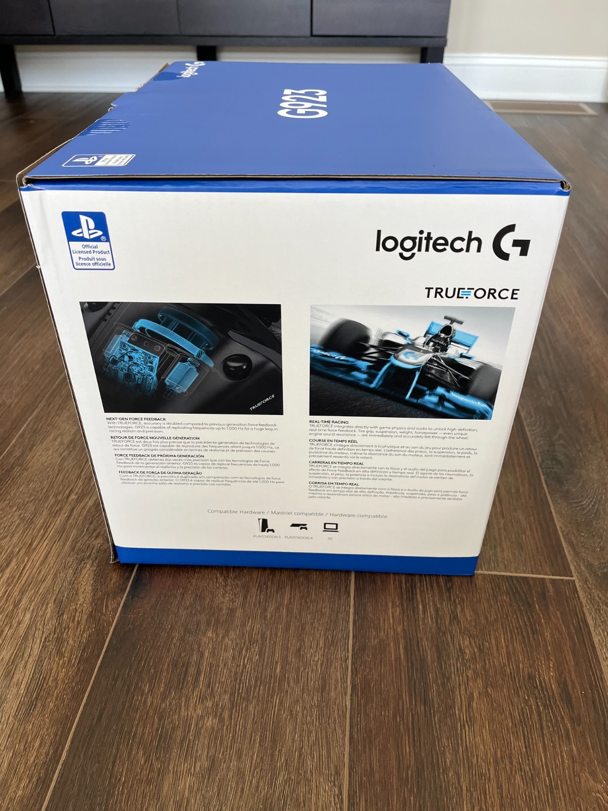 Logitech G923 Racing Wheel & Pedals for PS5/PS4/PC TRUEFORCE – Brand New Sealed