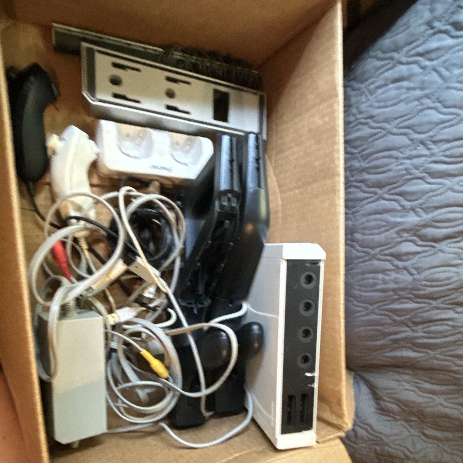 Nintendo Wii RVL-001 White Console NTSC-U/C 480p 512MB Backward Compatible
