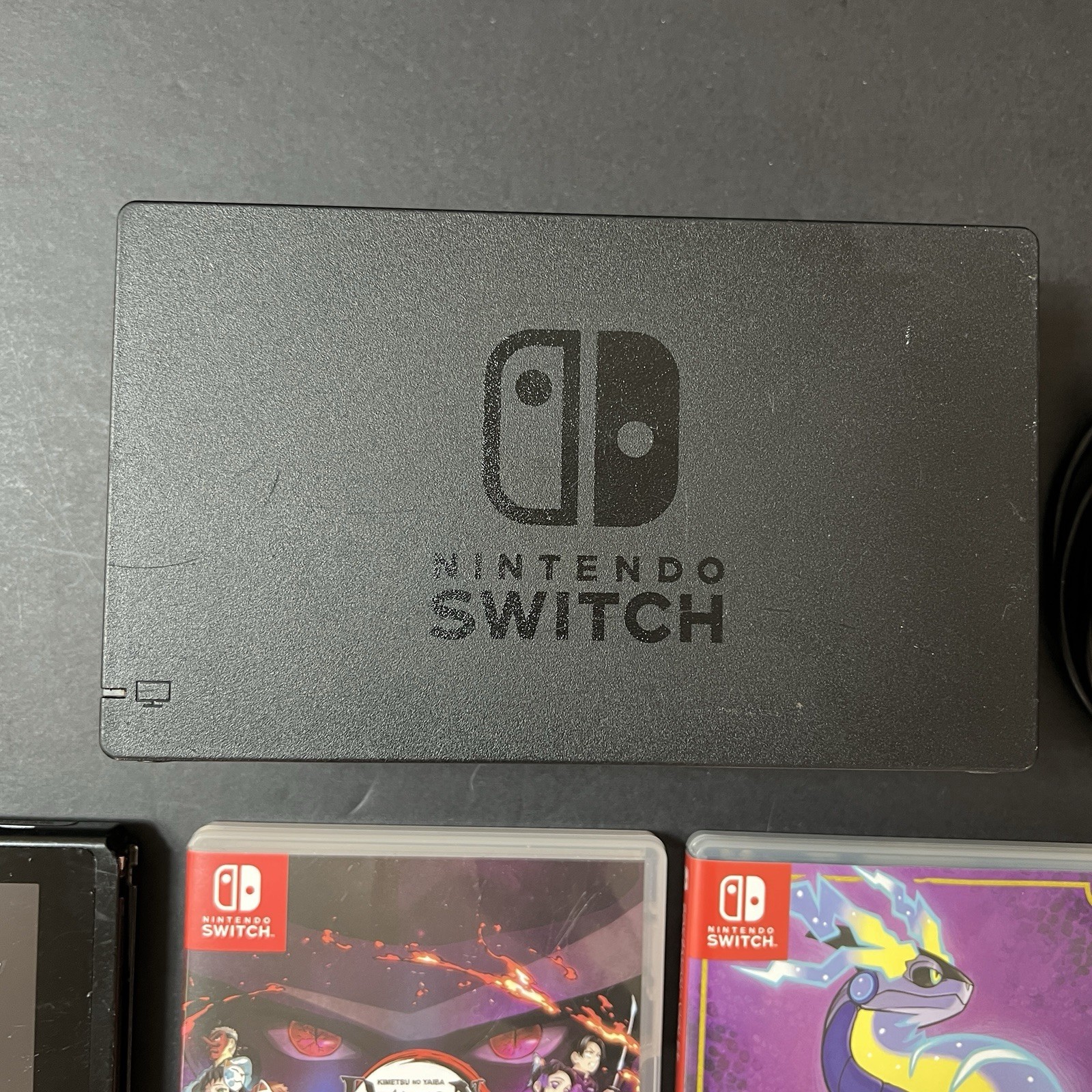 Nintendo Switch V2 Console (HAC-001-01) Bundle 3 games Docking Station Mario Str