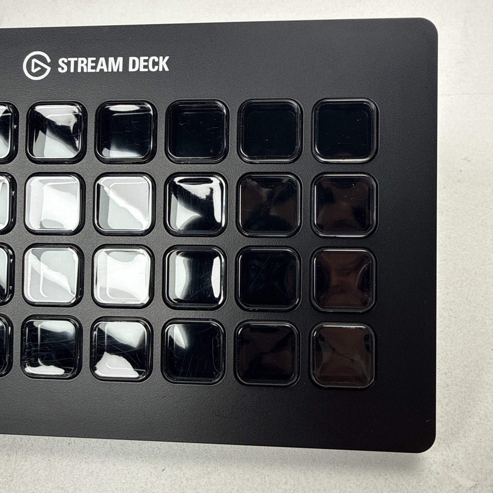 Elgato Stream Deck XL 32-Key Macro Controller Stand USB-C Cable Tested Works
