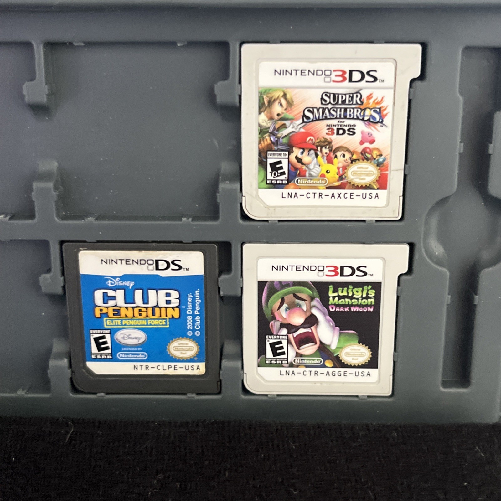 3DS Original US Console Black – Tested Working W/charger CTR 001 3 Games/2 cases