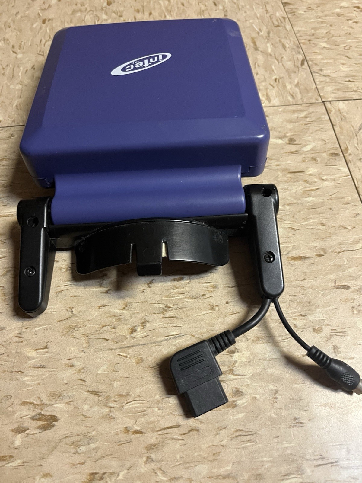 Intec Indigo Portable 5” LCD Screen For Nintendo GameCube Tested Missing Dongle