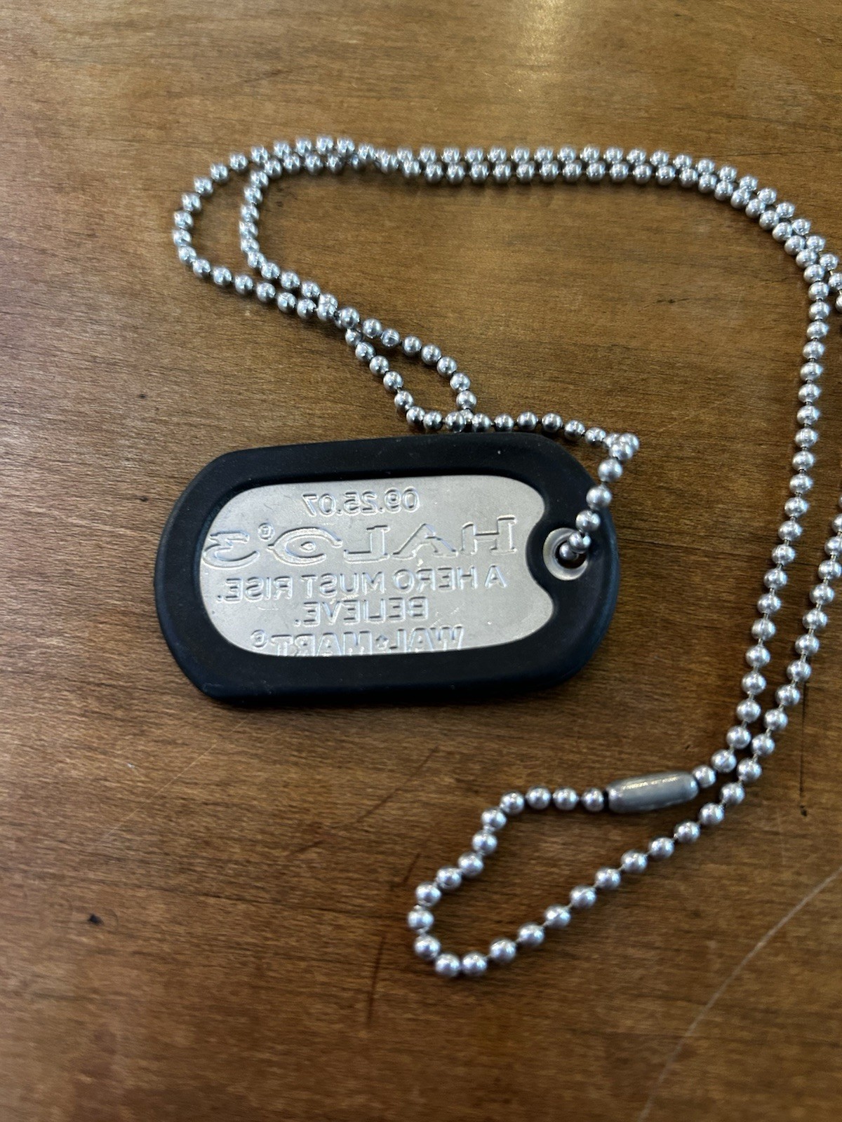 Halo 3 “A Hero Must Rise” Walmart Promo Dog Tag 9/25/07 – Rare Collector