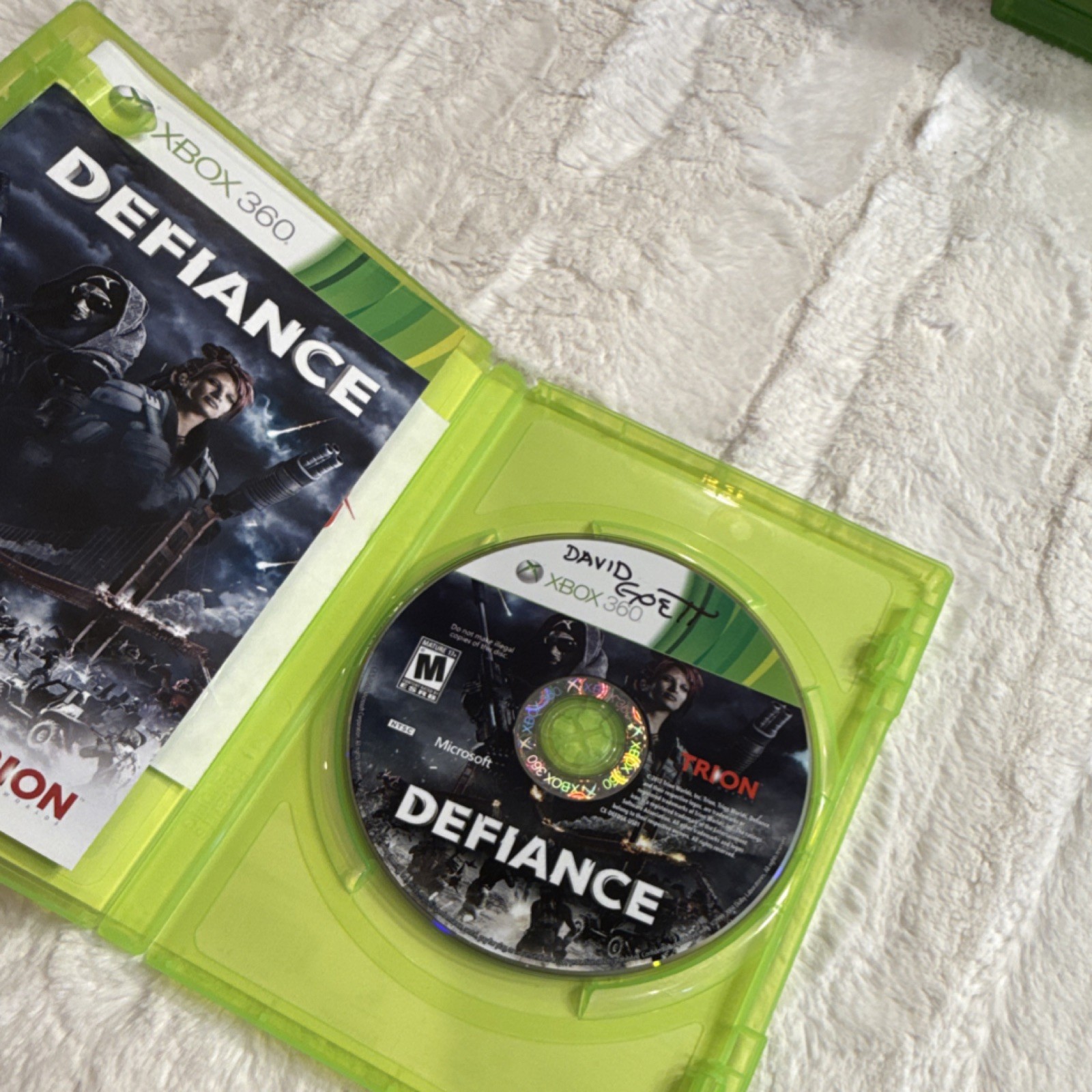 Trion Worlds Defiance Xbox 360 NTSC-U/C M 2013 Shooter Action Online Co-op