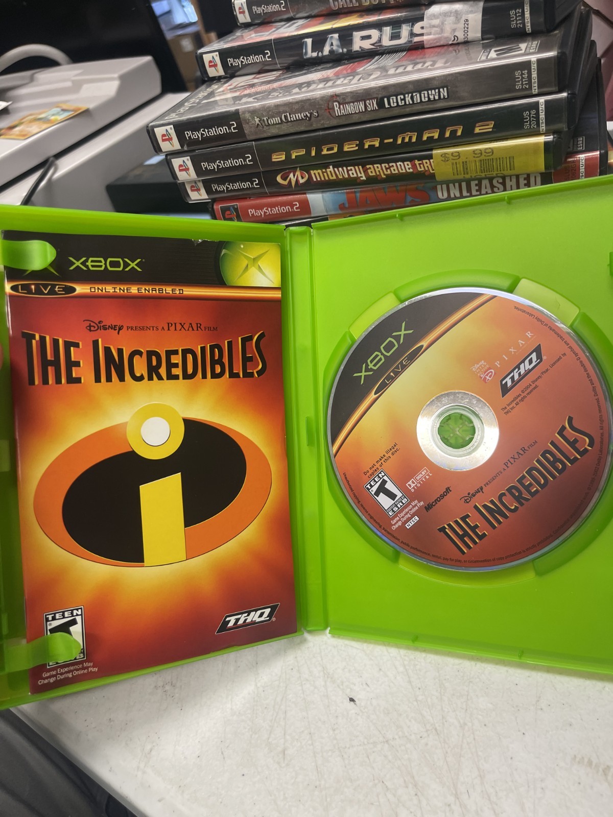 The Incredibles (Original Xbox, 2004) Complete CIB TESTED WORKING!!