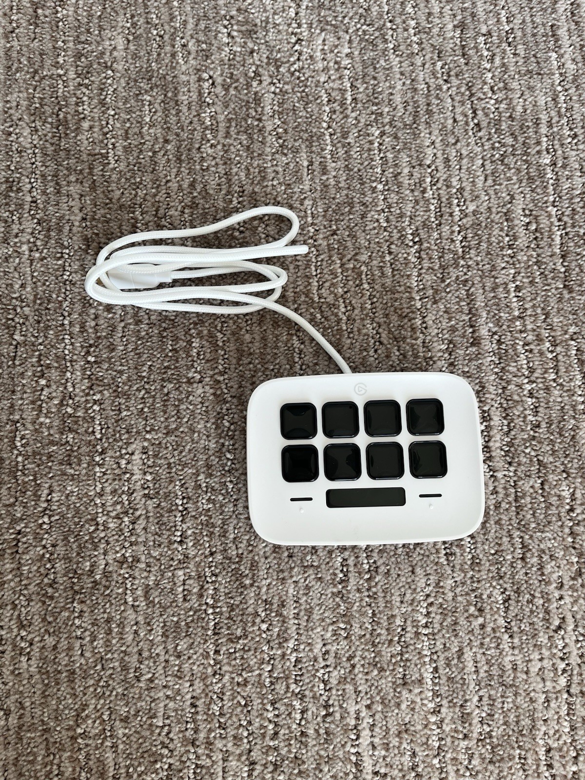 Elgato Stream Deck Neo USB Productivity Controller 20GBJ9901