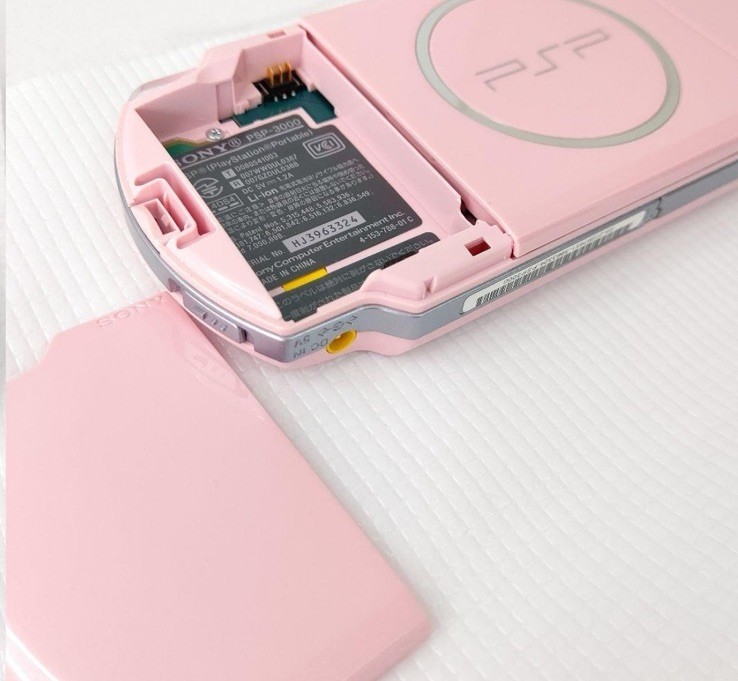 Excellent Sony PSP-3000 PSP 3000 Console Pink Region Free Jill Stuart Edition