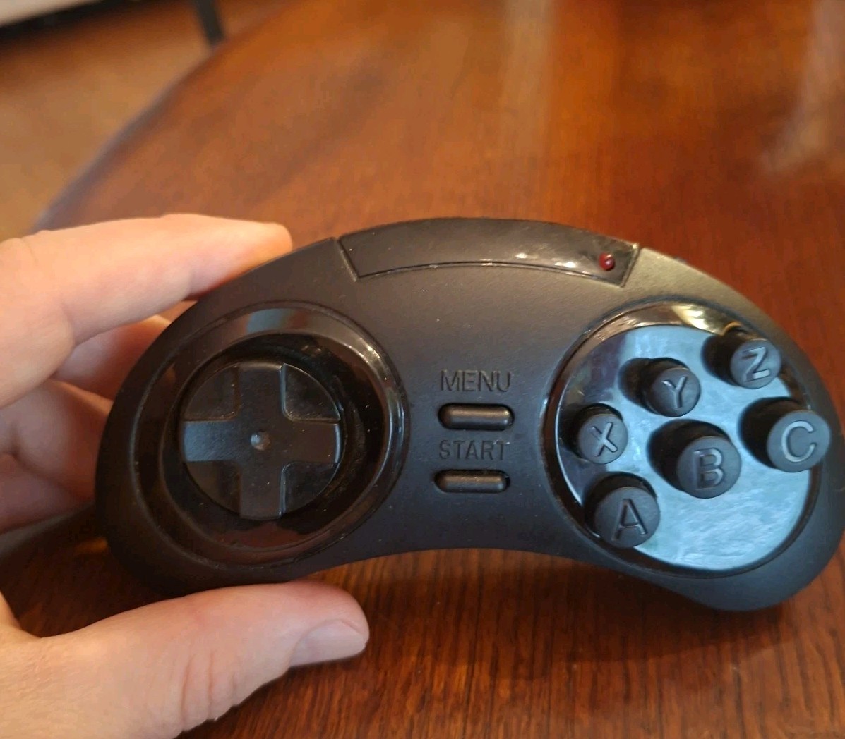 Sega Genesis Style Wireless 6-Button Controller – Battery Powered – Untested