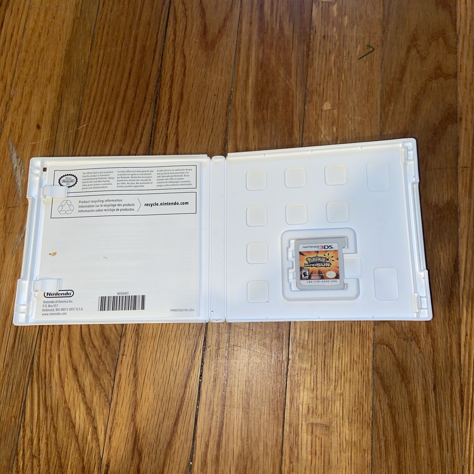 Pokemon Ultra Sun (Nintendo 3DS, 2016)