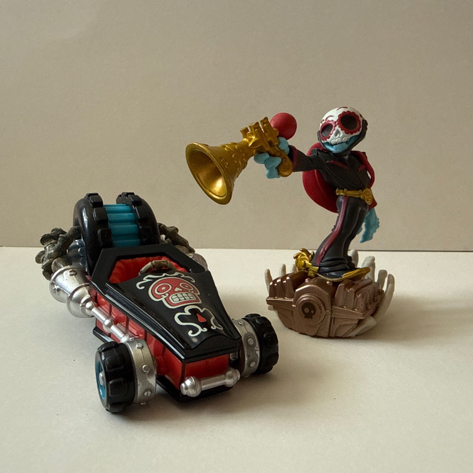 SKYLANDERS: SUPERCHARGERS: Fiesta & Crypt Crusher: 2015 E, 87528888 & 87547888