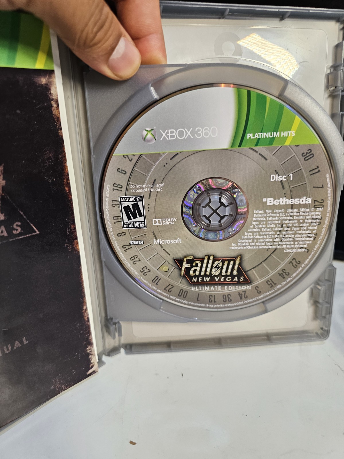 Fallout: New Vegas Ultimate Edition (Xbox 360, 2012) READ DESCRTN AND SEE PICS