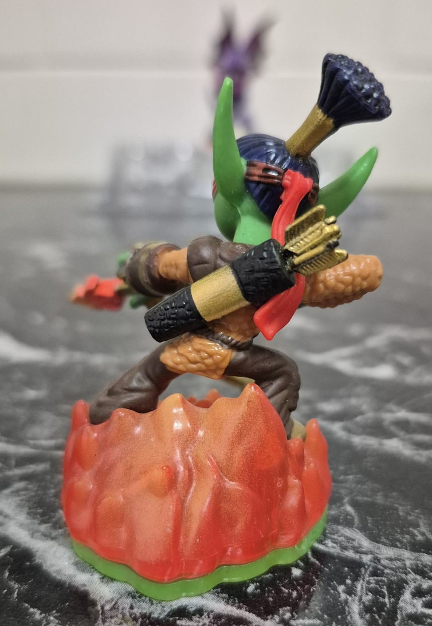 Skylanders Spyro’s Adventure Character Bundle Giant Skylanders Series 1 & 2 2012