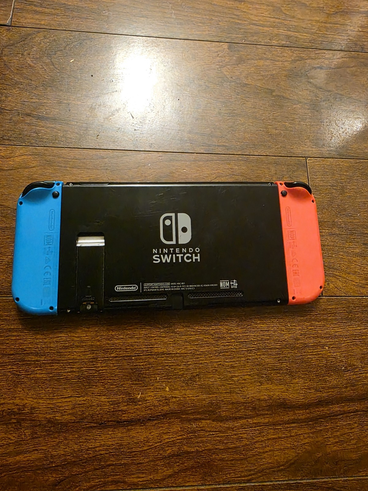Nintendo Switch HAC-001(-01) Handheld Console – 32GB – Neon Blue/Red Joy-Con…