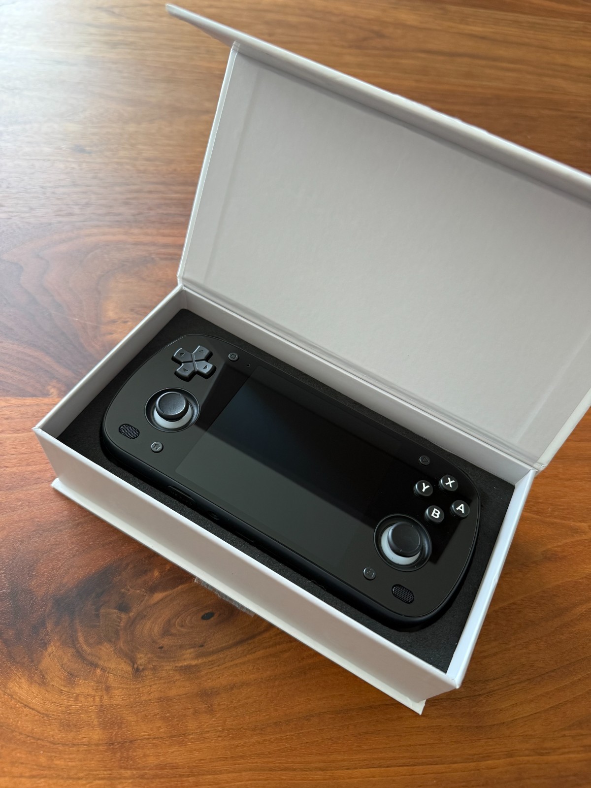 Retroid Pocket Mini V2 Handheld – Unused, original box and USB-C cable